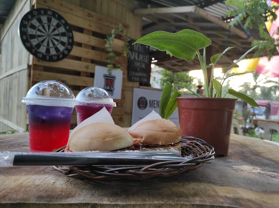 burger & fruit teas
